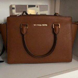 Michael kors bag and wallet